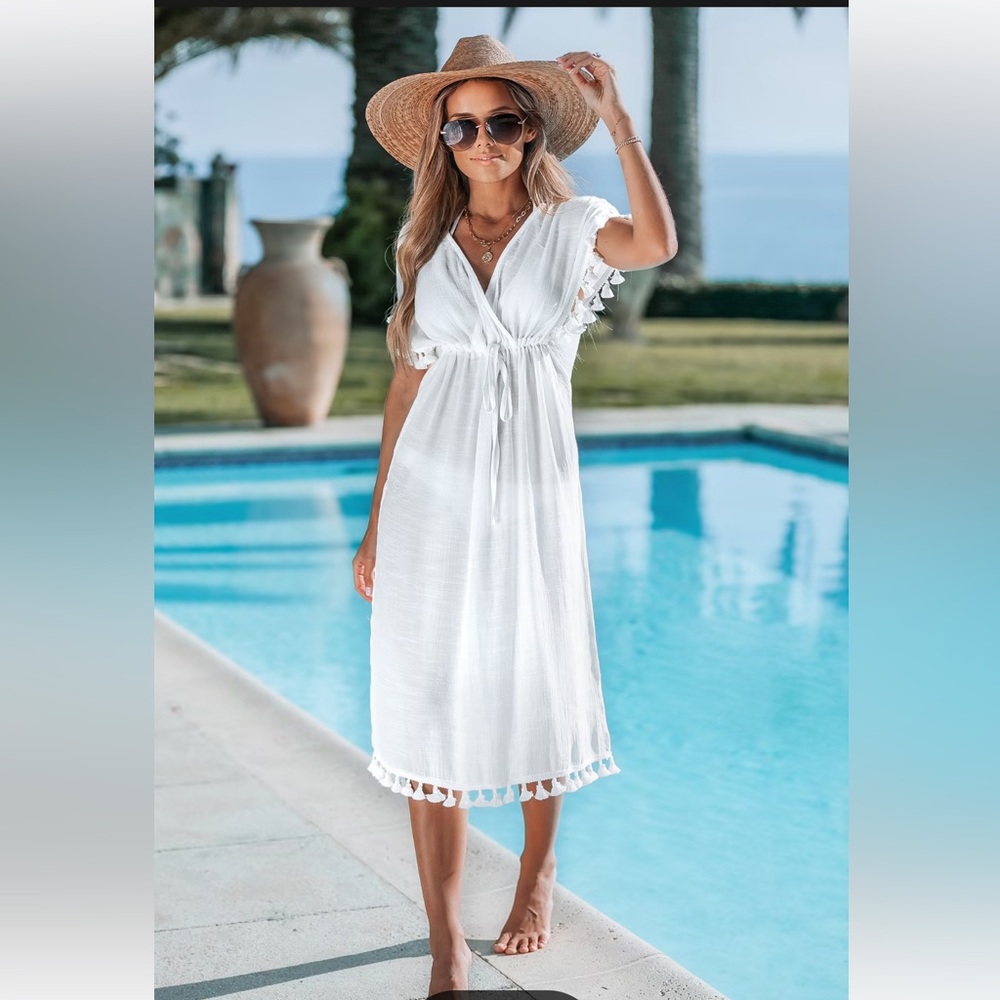 NWT Cupshe white swim beach cover-up